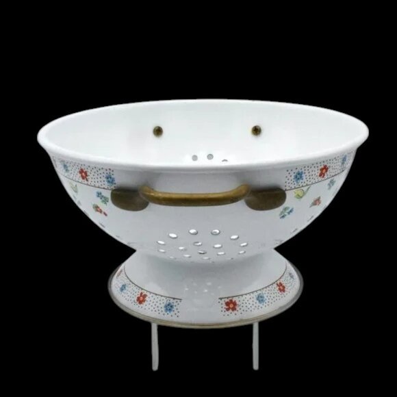 Vintage M. Kamenstein Inc. Colander White Enamel Floral Brass Handles - Picture 4 of 12